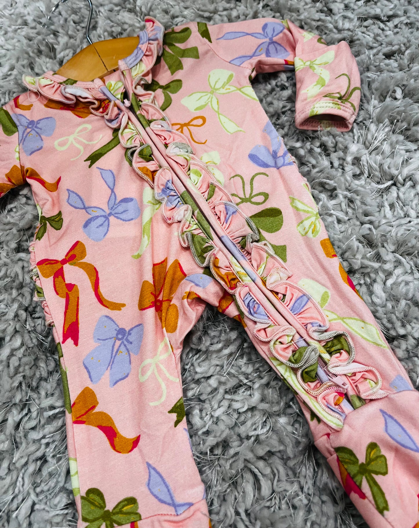 Bowy Babe Zip Footie