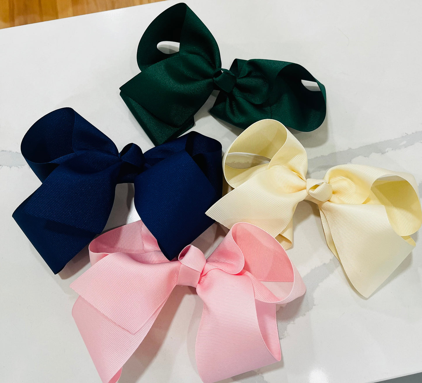 6” Assorted Bows
