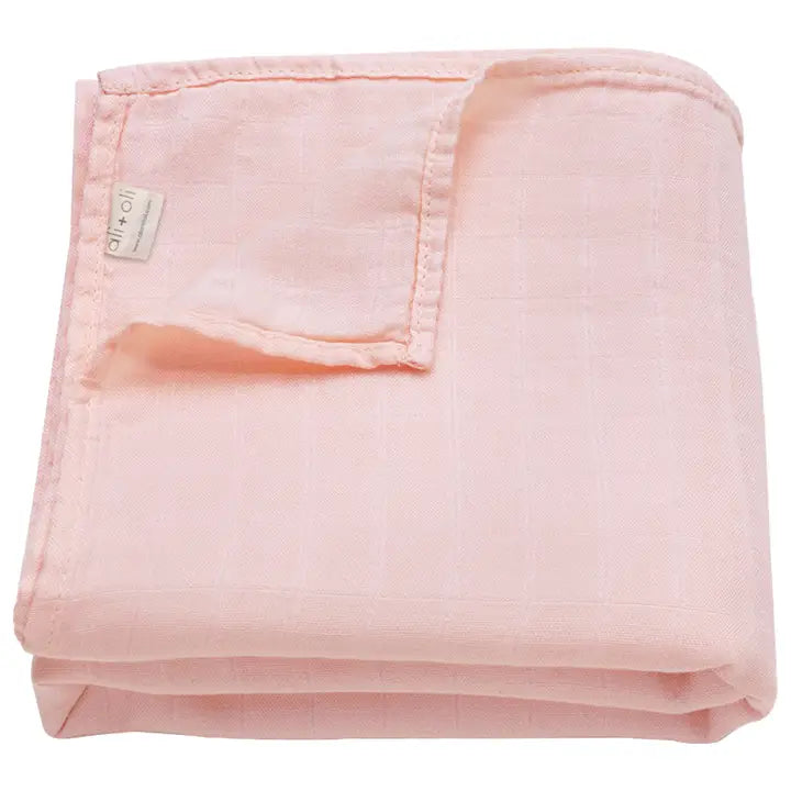 Bamboo Muslin Swaddle Blanket (Soft Pink)