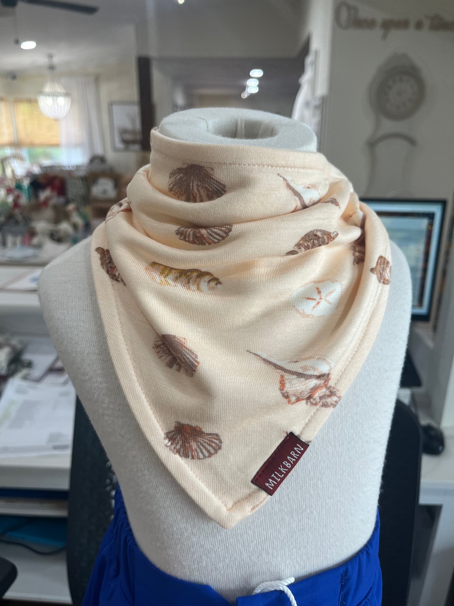 Bamboo Kerchief Bib - Seashells