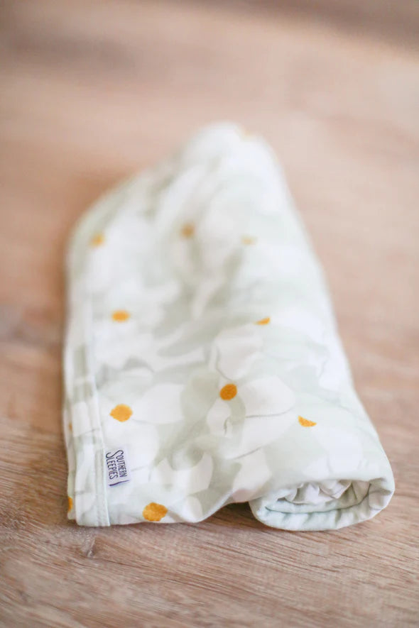 Magnolia Swaddle